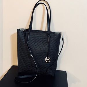 Authentic Michael Kors Black Hayley Tote